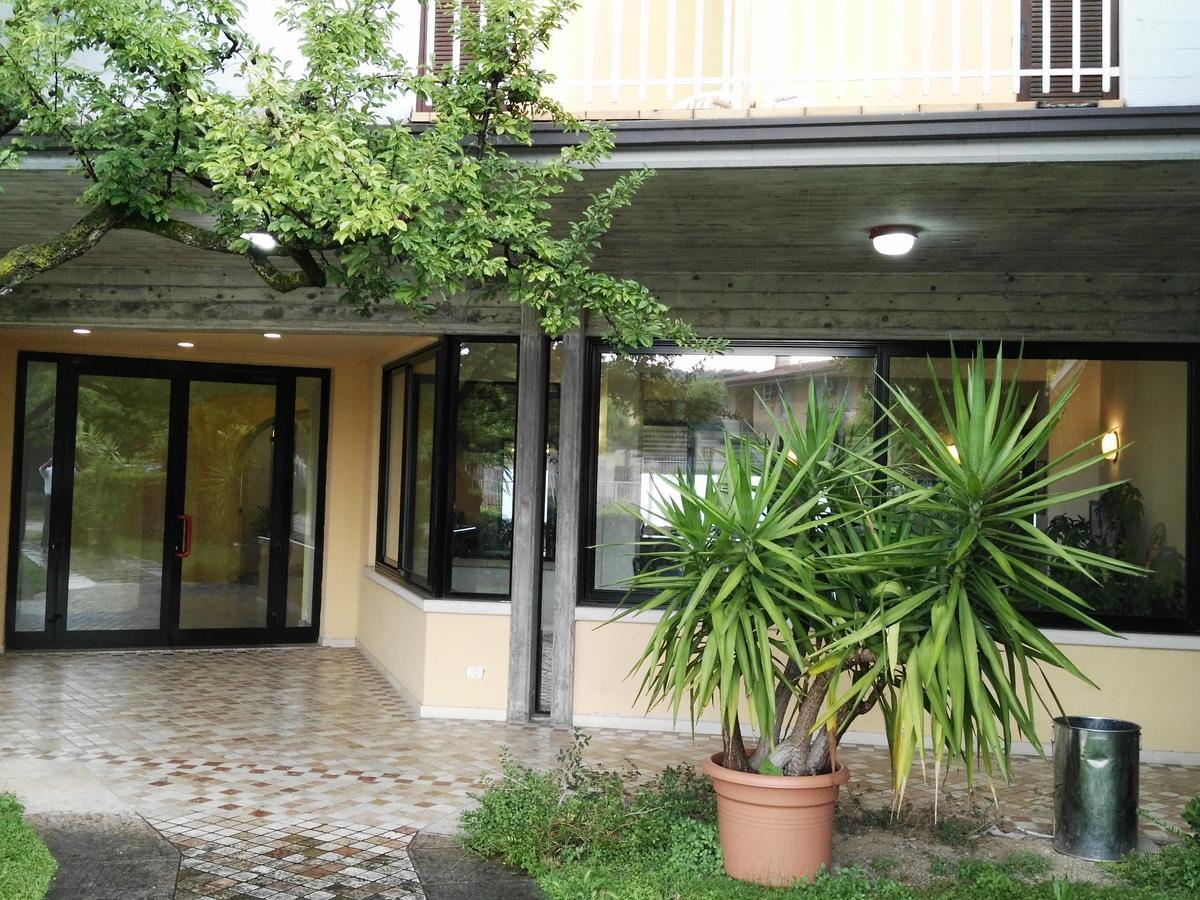 Hotel La Romantica Manerba del Garda Eksteriør bilde